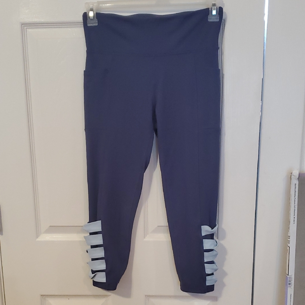 Freely Leggings Size Large